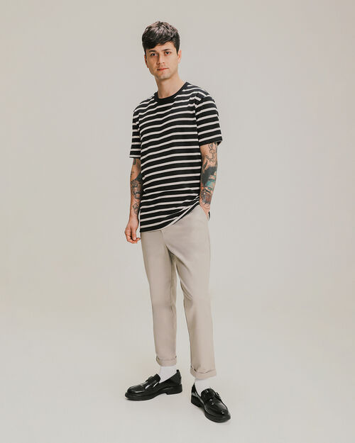 Playera Negra Con Rayas